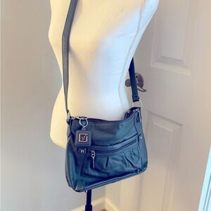 STONE MOUNTAIN LEATHER FROM THE STAMFORD COLLECTION dusty blue NWOT